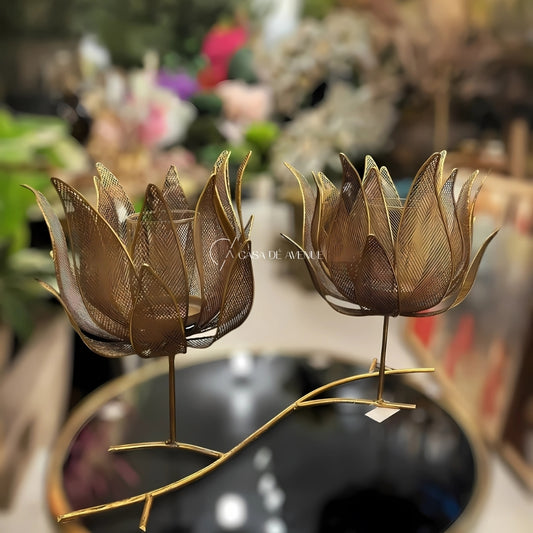 Flower Shaped Candleholder