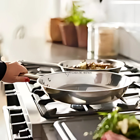 IKEA : 365 + Frying Pan Stainless Steel -Non Stick Coating IKEA : 365 + Frying Pan Stainless Steel -Non Stick Coating