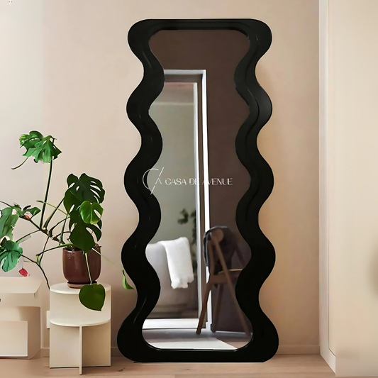 Saturn Tuffted With Standard Mirror