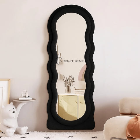 Wavy Mirror With Standard Mirror