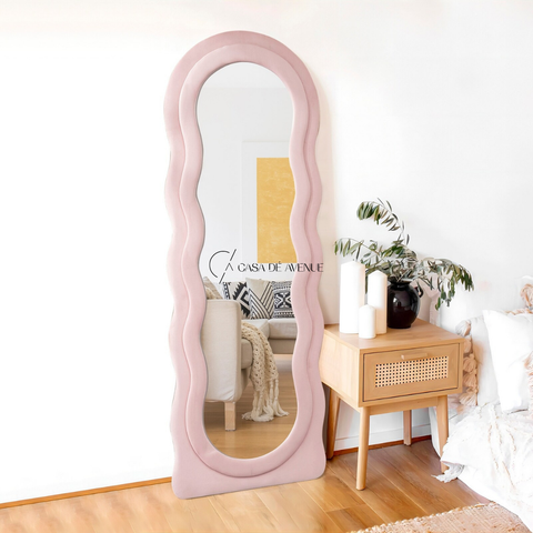 Wavy Mirror With Standard Mirror